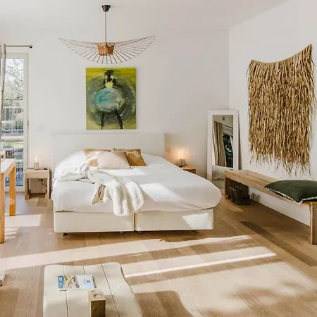 Tartine Bed & Breakfast