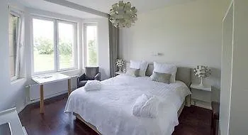 Bed & Breakfast Tartine